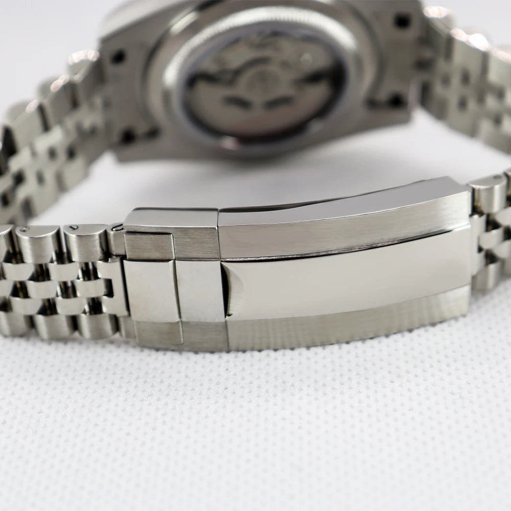 Modern Manufacturer Design Stainless Steel Band Waterproof Features NH35 Luminous Auto Mechanical Watch