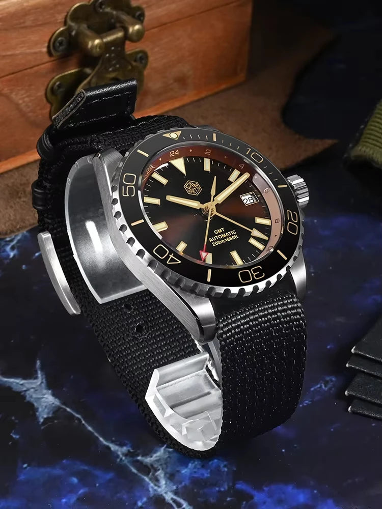 San Martin SN0136 39mm Retro Enamel Sunray Dark Brown Dial Men Automatic NH34 GMT Watch 20Bar Wristwatch SLN C3 Green Dive