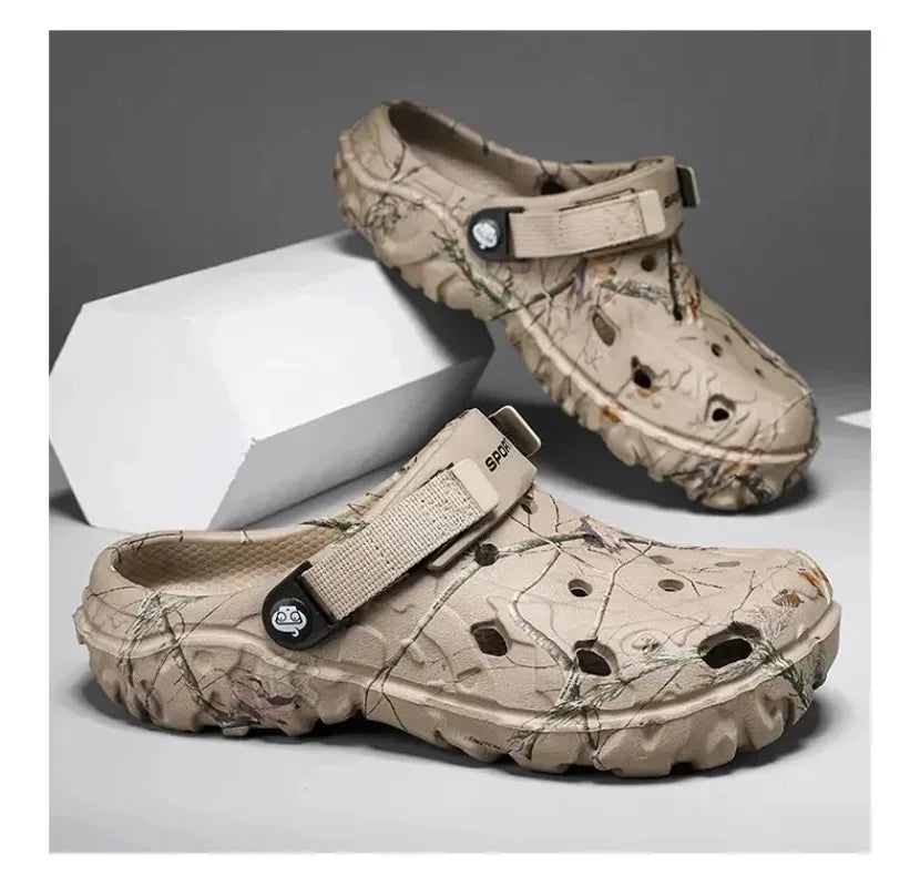 Summer Men's and Women's Wooden Clog Sandals, Classic Couple Courtyard Shoes, Men's Fashion Casual Sandals, Casual Slippers