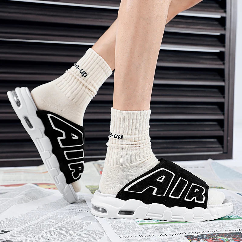 New 2025 Fashion Summer Men Slippers Non-slip Man Designer Slippers Soft Men's Flip Flops Sports Slippers for Men