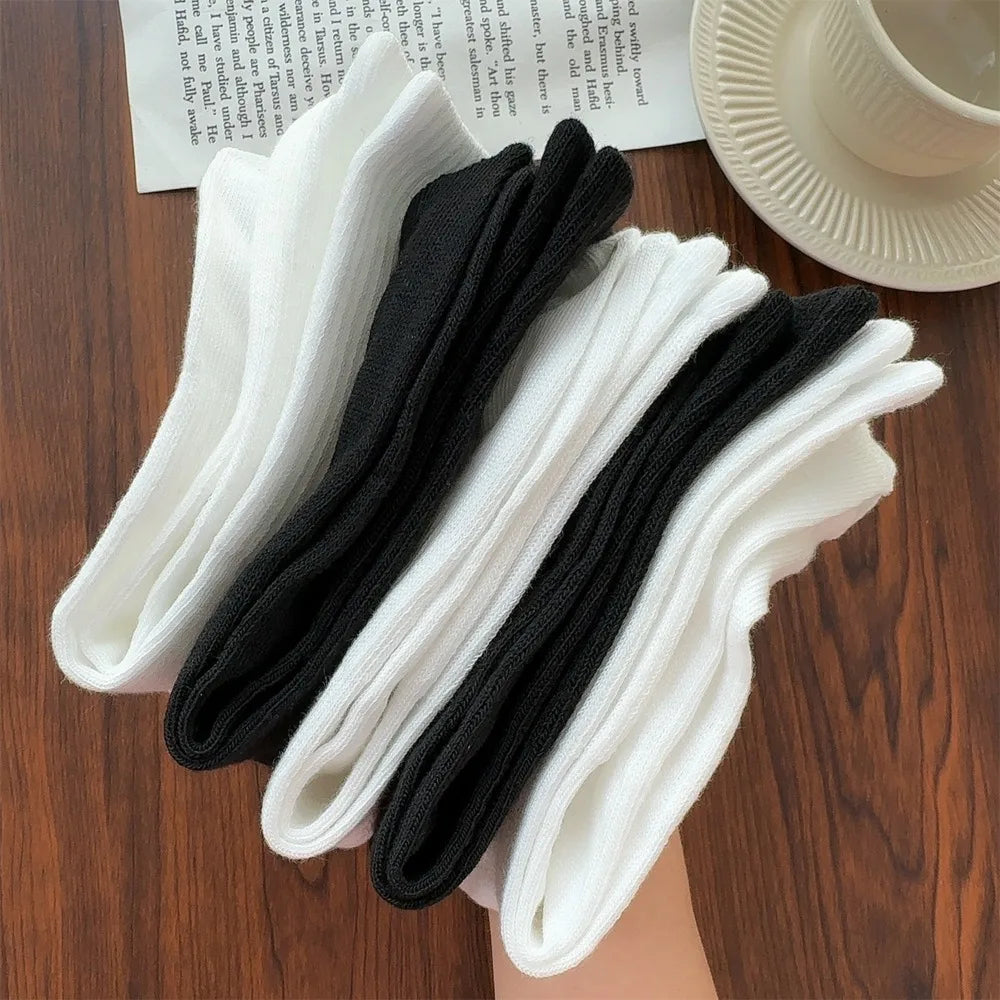 New Style White/Black Men Breathable Long Business Harajuku Socks Solid Gentleman Outdoor Sports Socks Summer Soft High Sock