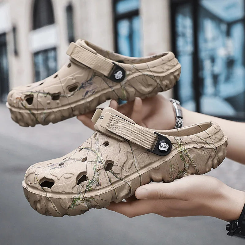 Summer Men's and Women's Wooden Clog Sandals, Classic Couple Courtyard Shoes, Men's Fashion Casual Sandals, Casual Slippers