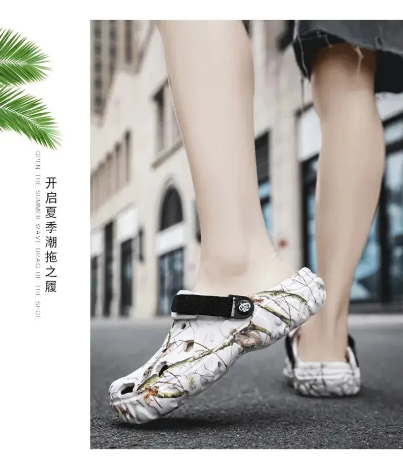 Summer Men's and Women's Wooden Clog Sandals, Classic Couple Courtyard Shoes, Men's Fashion Casual Sandals, Casual Slippers