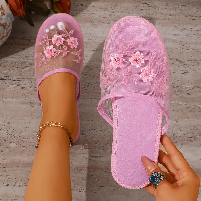 Women Slippers 2026 New Summer Fashion Hollow Out Mesh Breathable Sandals Casual Closed Toe Flower Decor Comfort Female Shoes