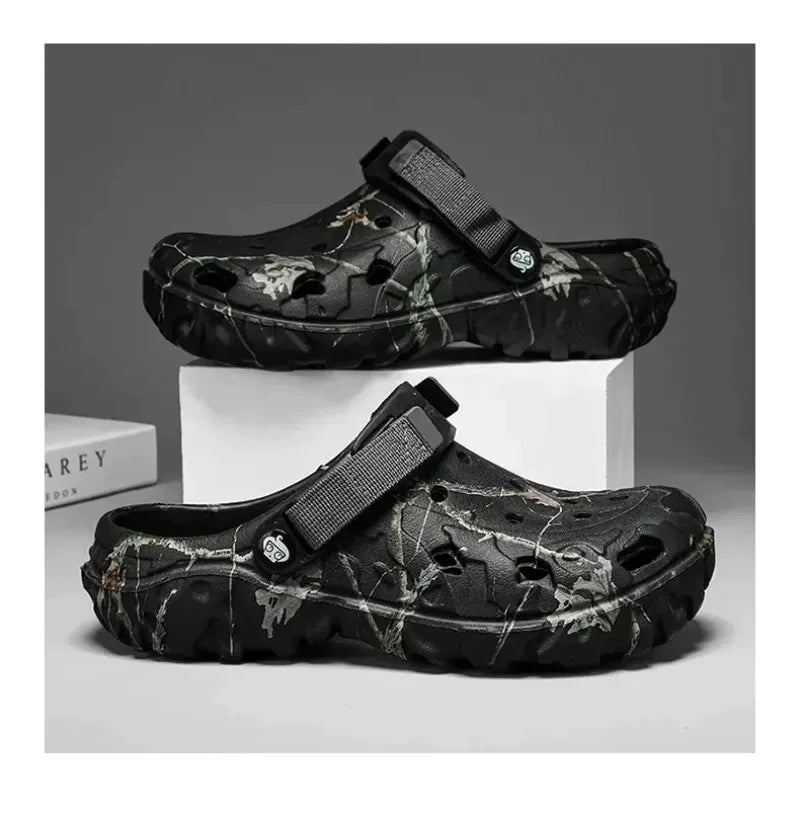 Summer Men's and Women's Wooden Clog Sandals, Classic Couple Courtyard Shoes, Men's Fashion Casual Sandals, Casual Slippers