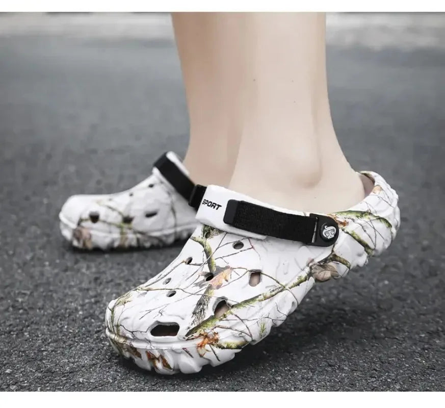 Summer Men's and Women's Wooden Clog Sandals, Classic Couple Courtyard Shoes, Men's Fashion Casual Sandals, Casual Slippers